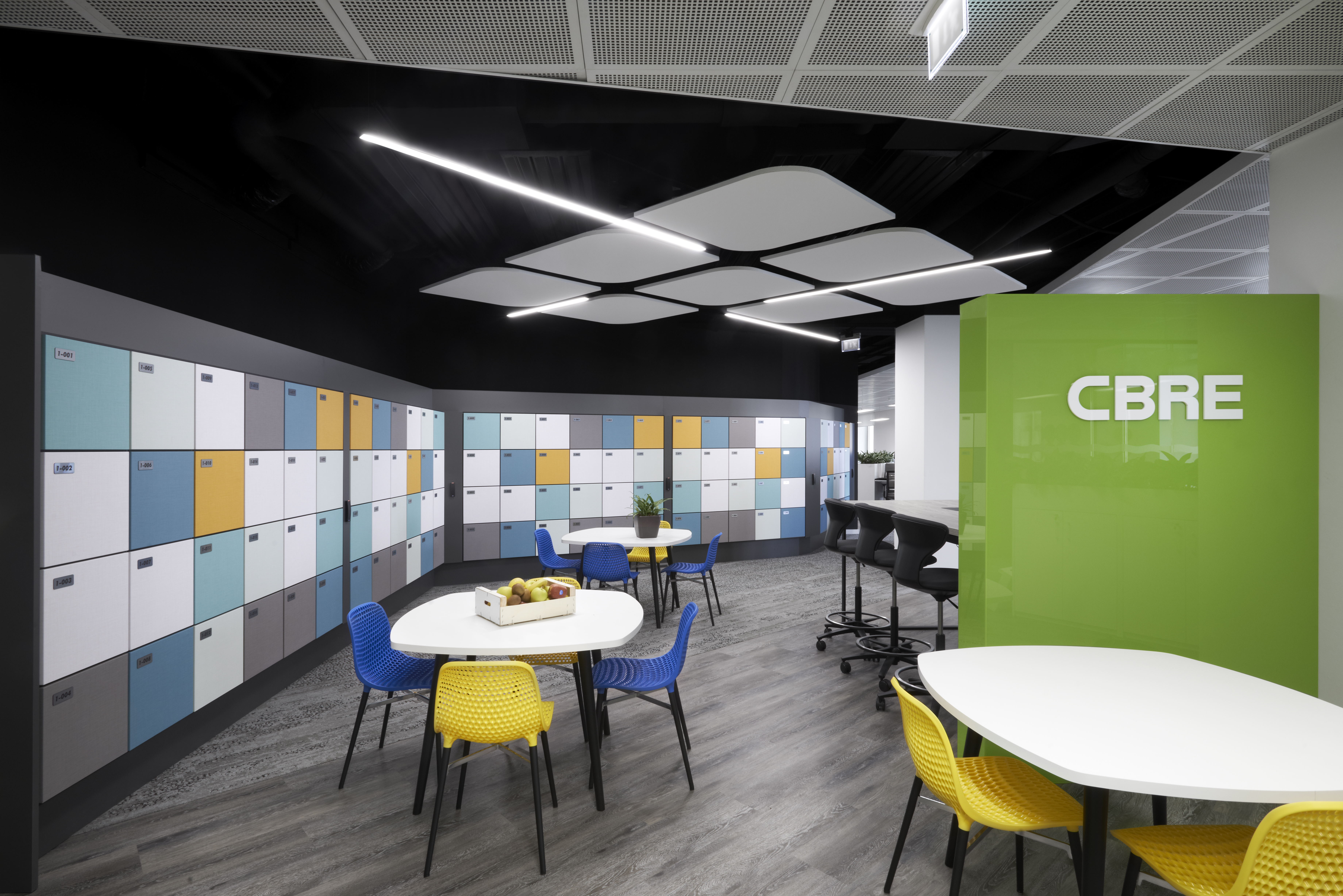 Armstrong Ceiling Solutions contribute to new CBRE HQ